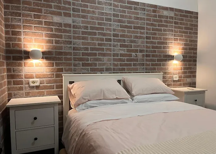 Casina Dacia Rome